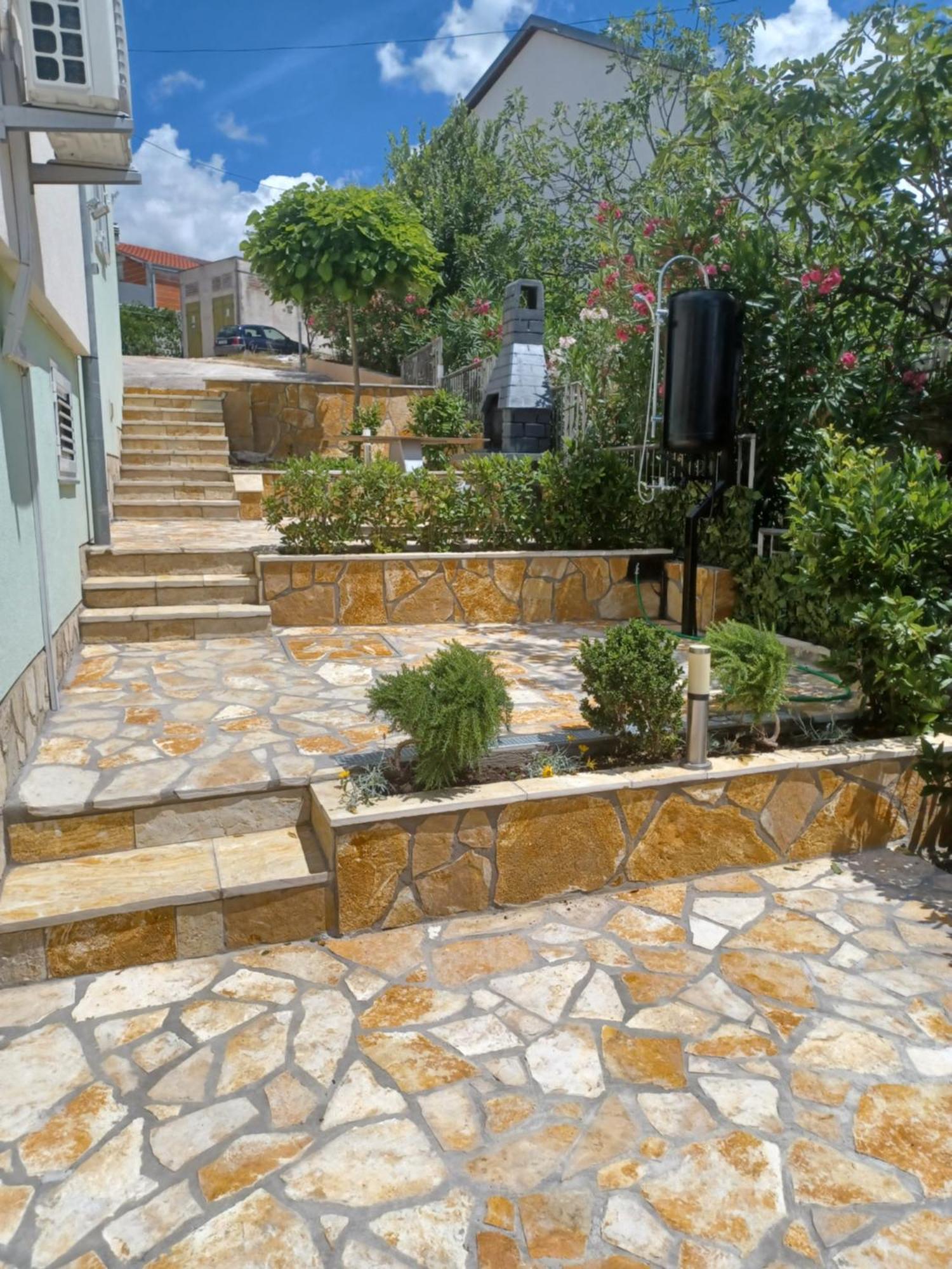 Apartmani Ana - Meka Draga Obrovac Ngoại thất bức ảnh