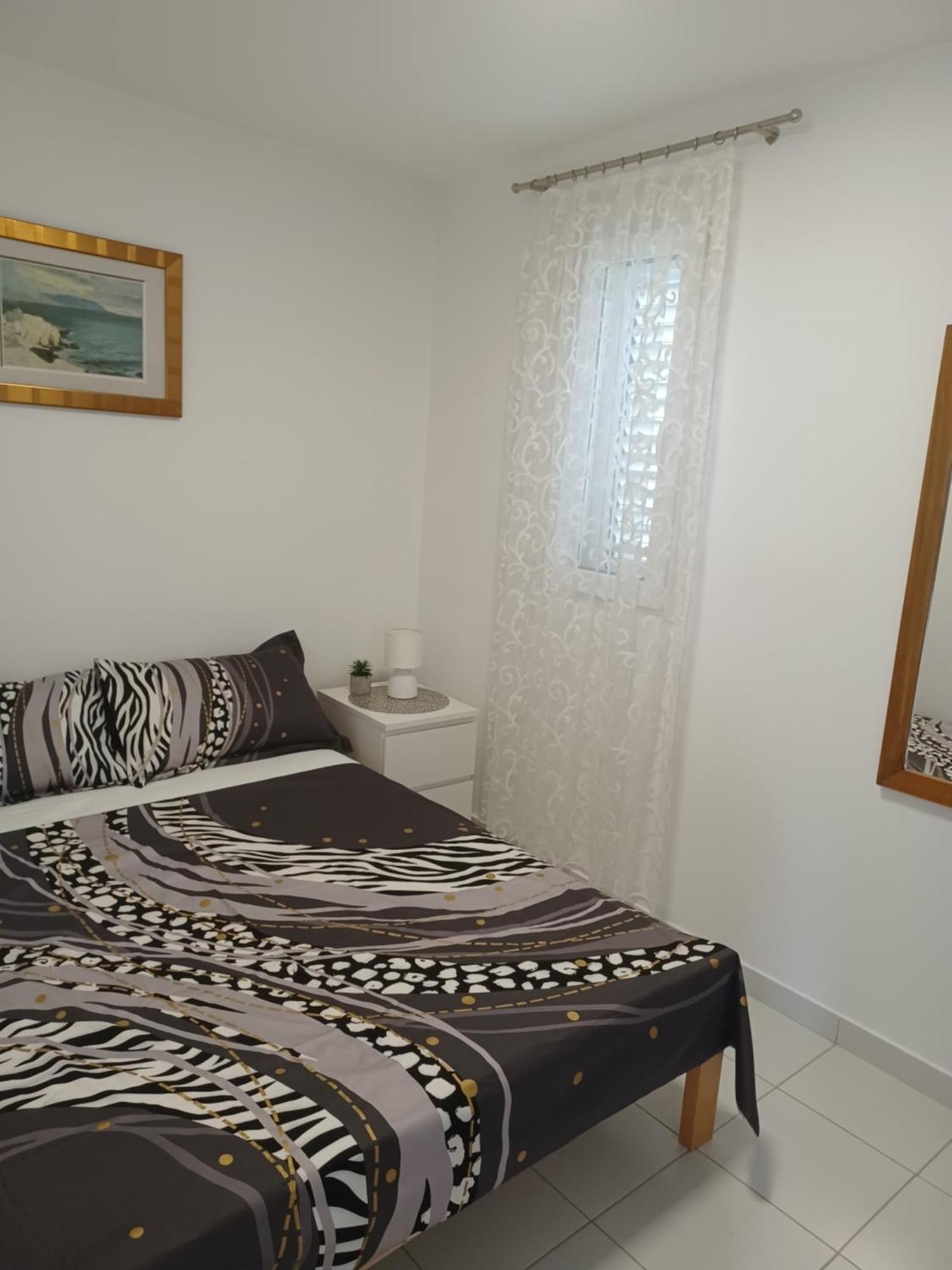 Apartmani Ana - Meka Draga Obrovac Ngoại thất bức ảnh
