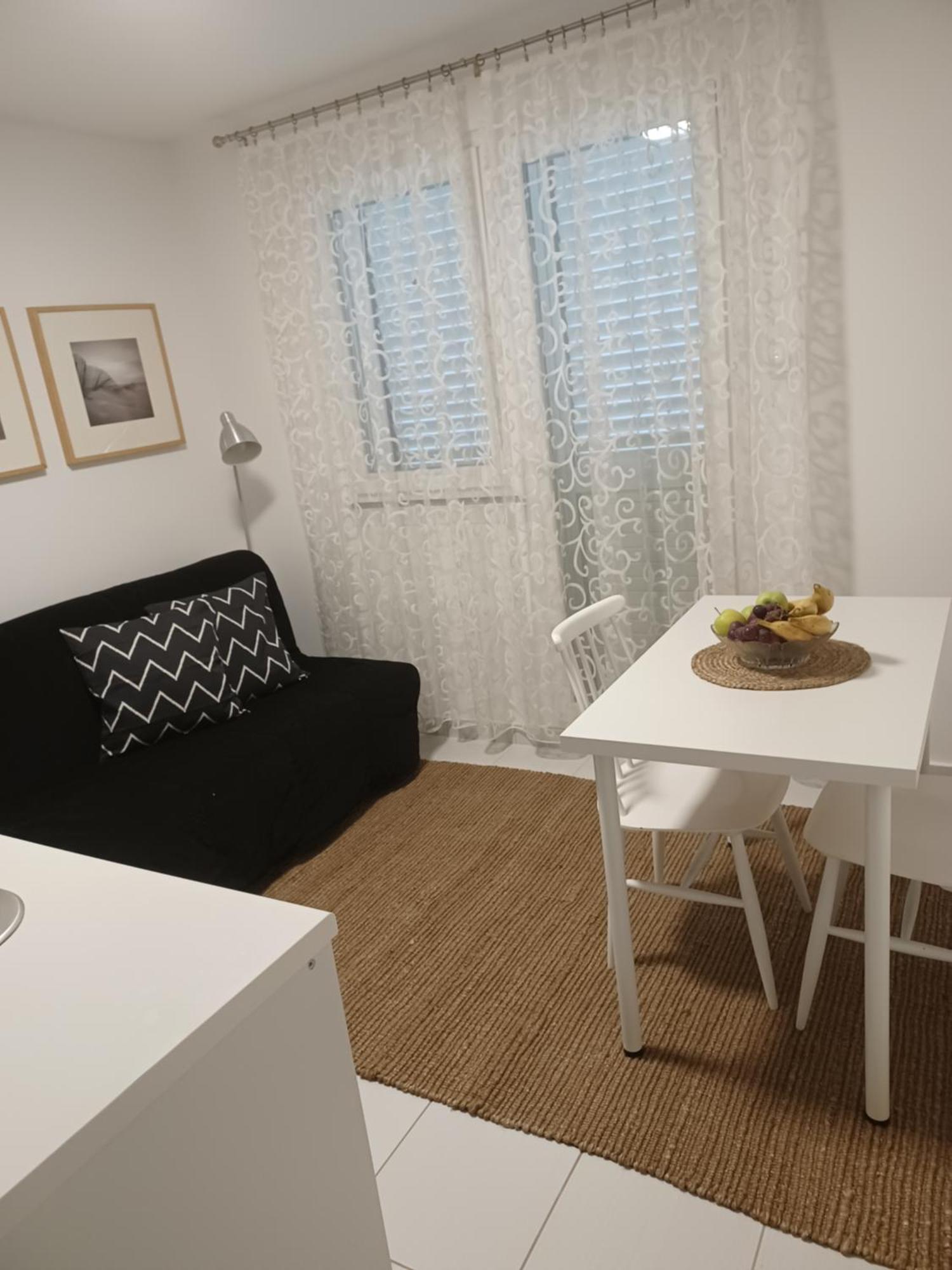 Apartmani Ana - Meka Draga Obrovac Ngoại thất bức ảnh