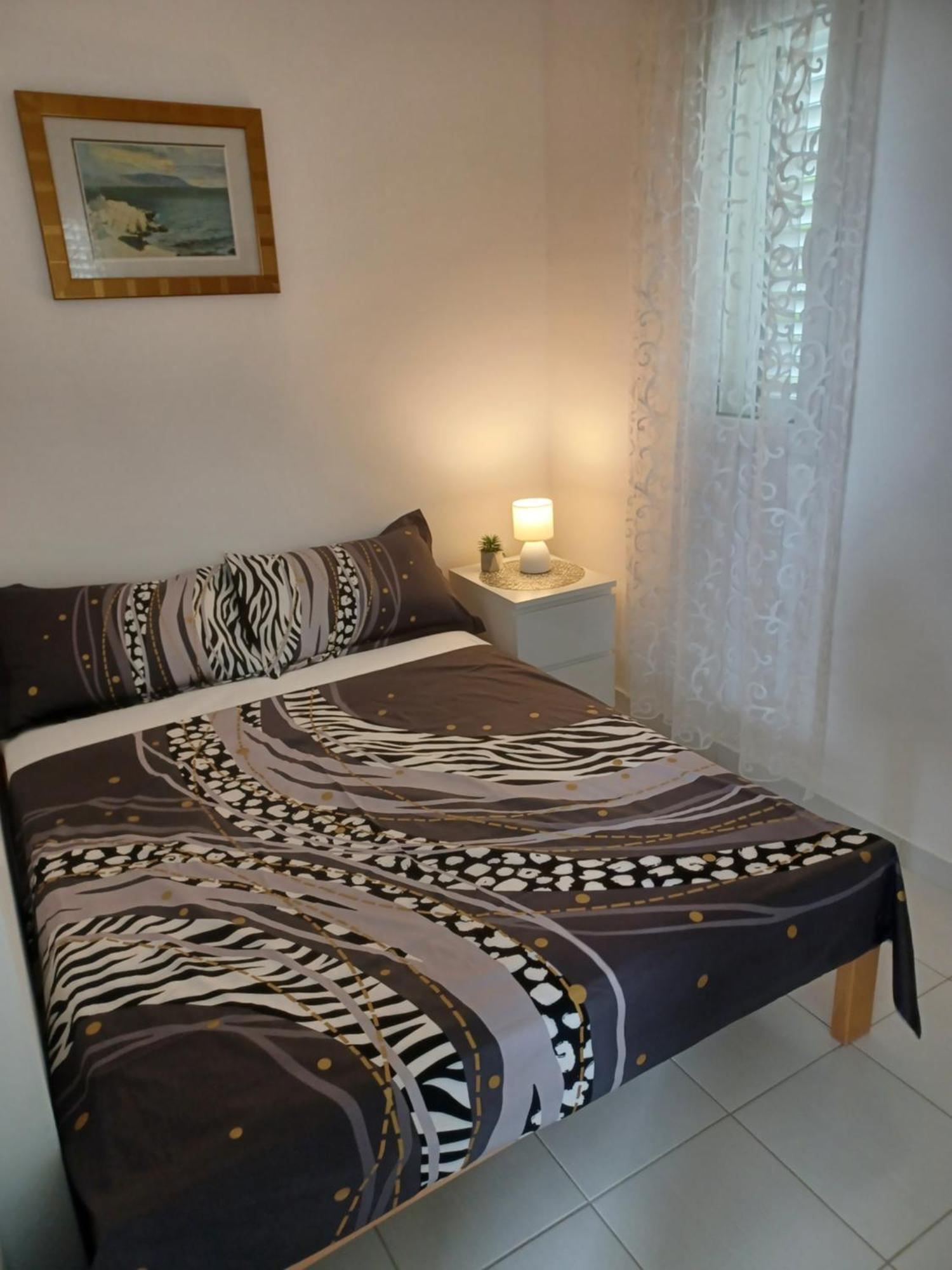 Apartmani Ana - Meka Draga Obrovac Ngoại thất bức ảnh